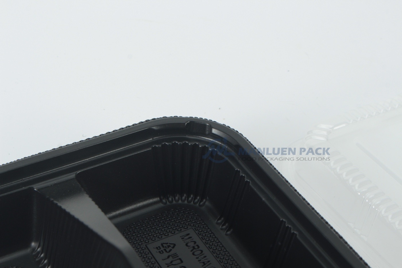 8306 Four Compartment Tray Interior Corner Detail