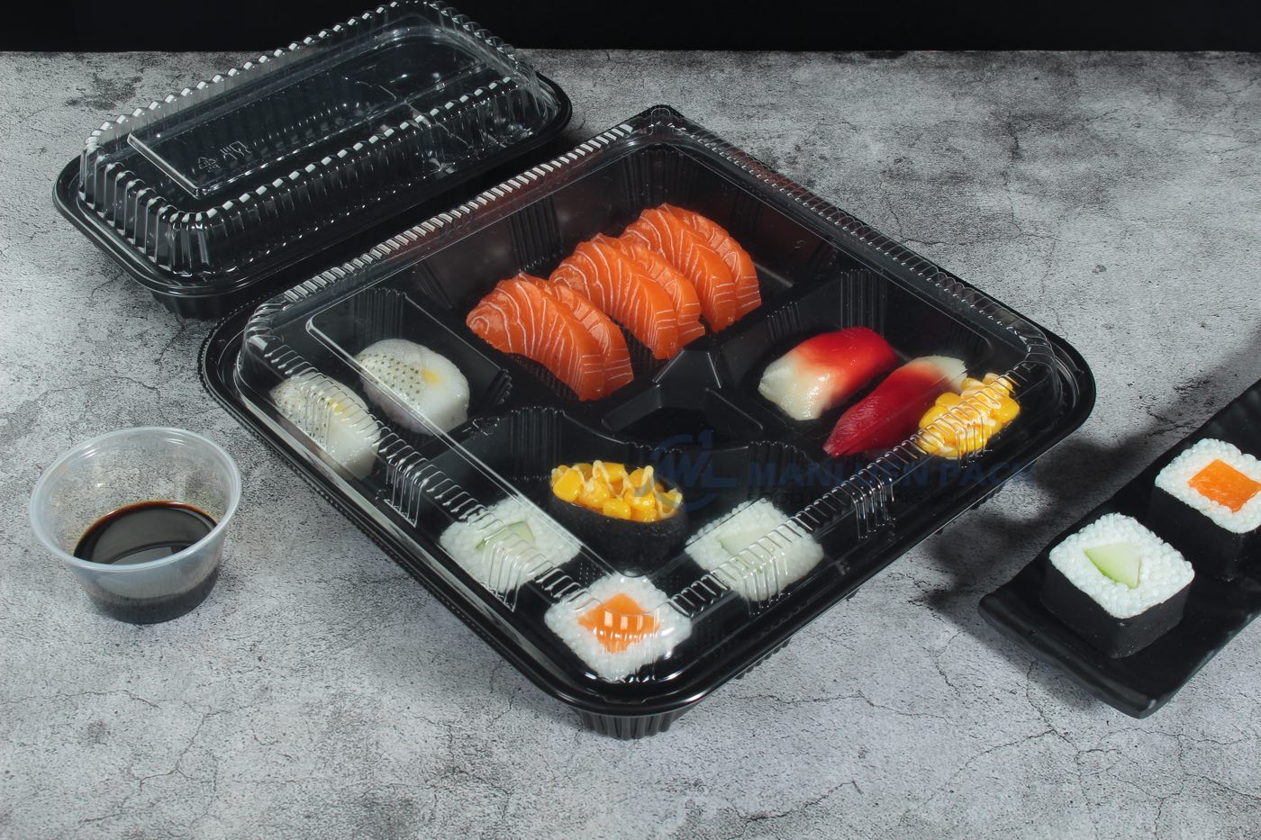 8307 Covered Five Compartment Sushi Tray Scene