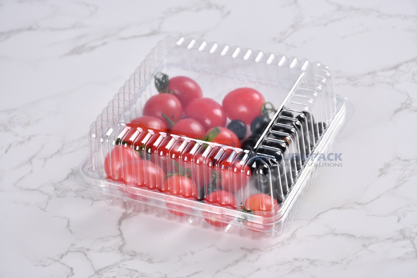 Cm002 Clear Clamshell Container With Cherry Tomatoes