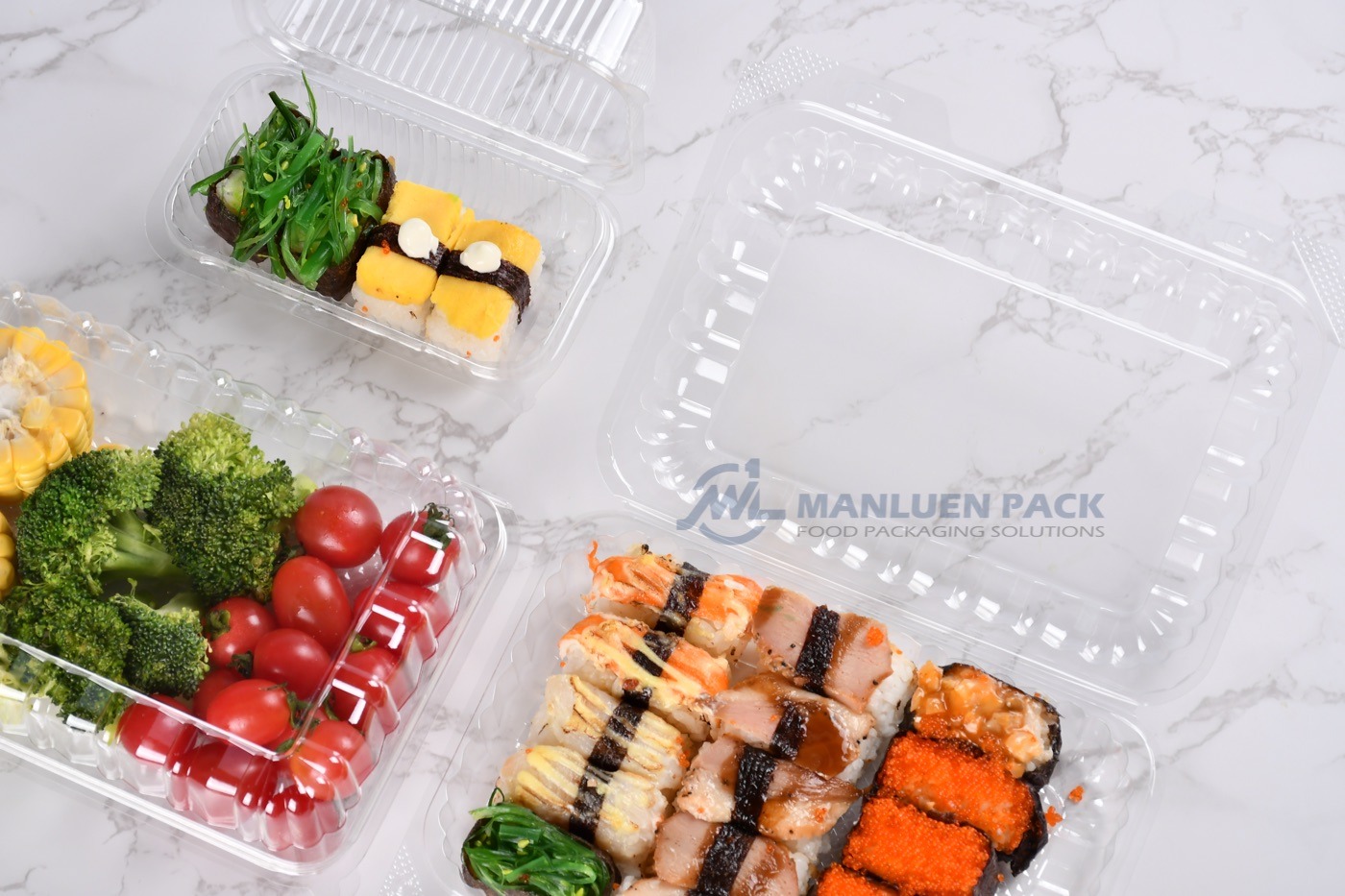 WL-CM005 Clear Clamshell Container for Sushi and Vegetables | Manluen Pack WL-CM005 open clear clamshell container with sushi and vegetables