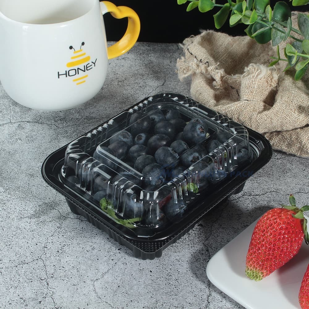 Wl 8505 Covered Black Tray Filled With Blueberries