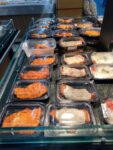 Wl 8507 Prepared Meal Trays In Retail Display 03