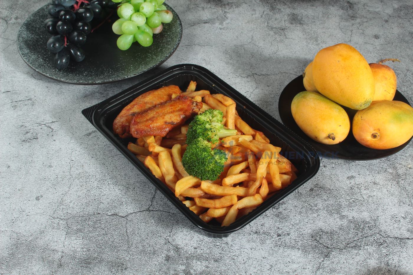 Wl 8520 Open Chicken Fries And Broccoli Tray