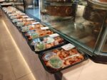 Wl 8525 Prepared Food Trays At Store Counter 02