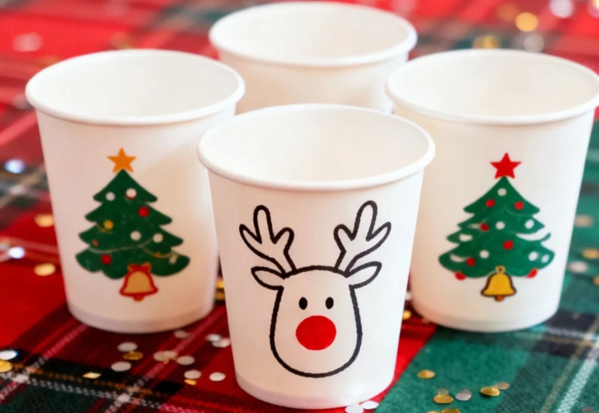 25.12.15 Manluen Paper Coffee Cups