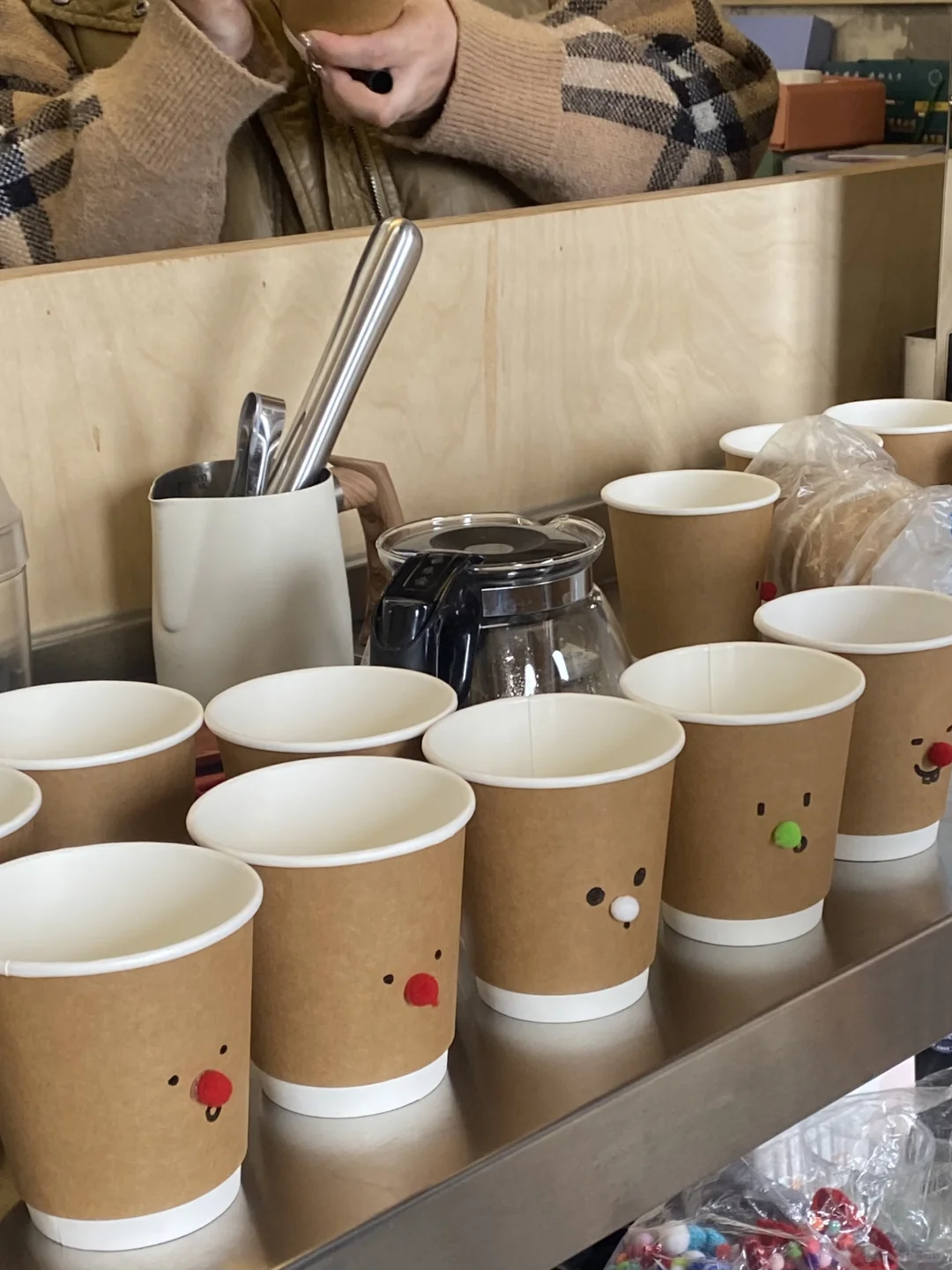 Paper Cups Safe Materials That Boost Your Business 9 25.12.15 Manluen Paper Cup Coffee Cup