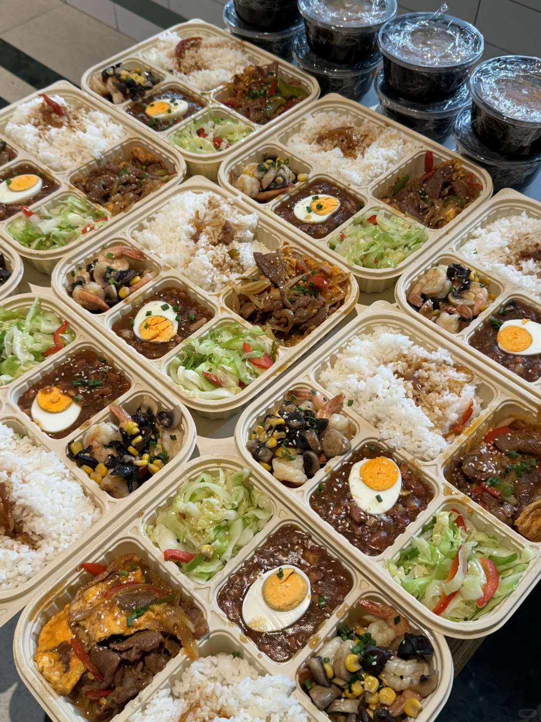 25.12.9 Manluen Disposable Bento Box