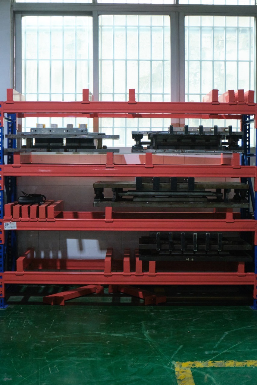 How to Choose a Quality Sushi Tray Supplier from China: Procurement Guide 2026 2 Food Packaging Thermoforming Molds Storage Rack