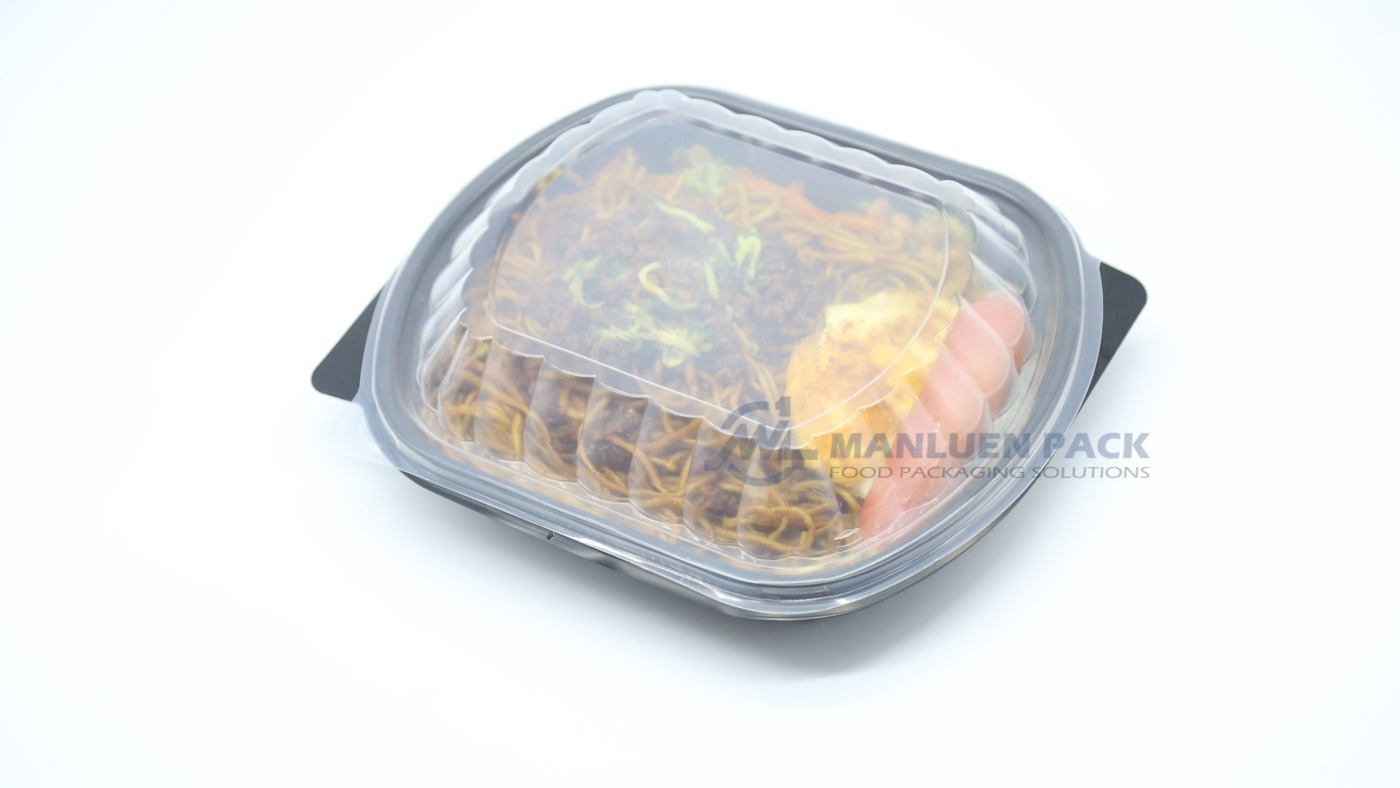 1c Covered One Compartment Noodle Tray Front Angle