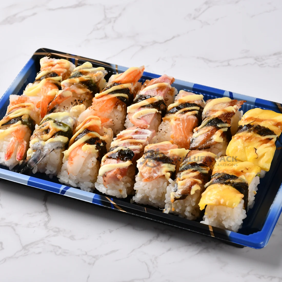 WL-09 Large Sushi Tray Platter | Manluen Pack WL-09 large sushi tray platter for assorted sushi, takeaway service and food display