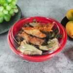 Wl 700 Red Black Round Bowl Meal Bowl Lifestyle Img 4524