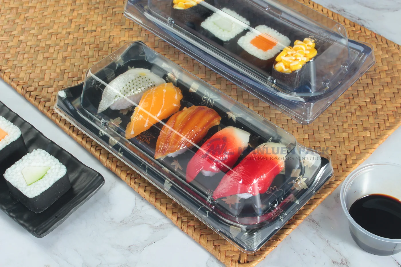 WL-B01 boat shape sushi tray shown in a covered sushi tray tabletop view