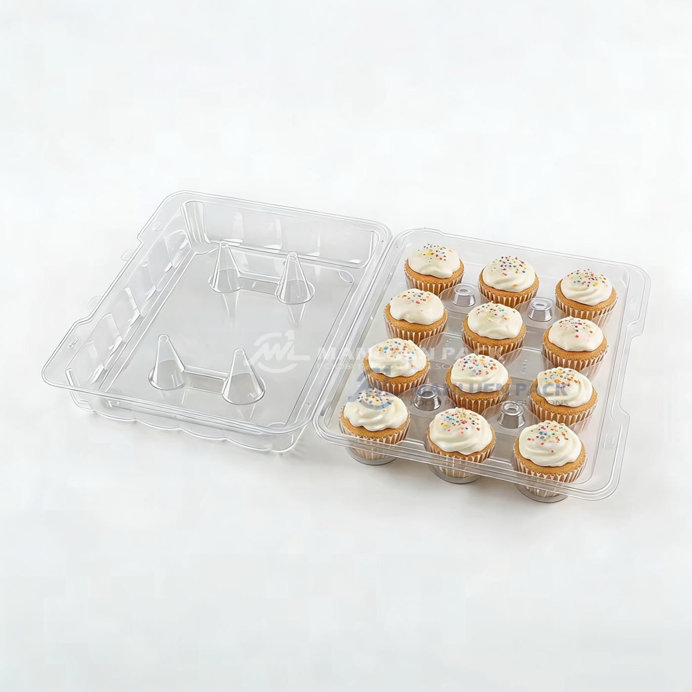 Ck 12 Cake Service Lifestyle Cream Cake