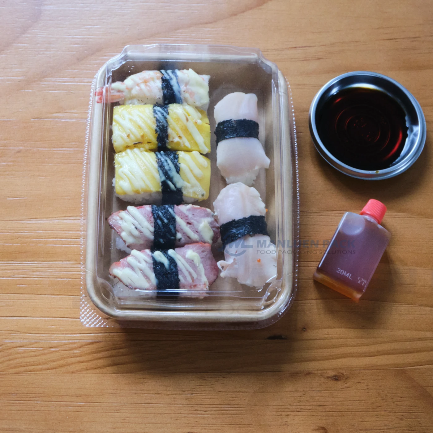 3# Kraft Paper Sushi Tray with Clear PET Lid | Manluen Pack 3# kraft paper sushi tray with clear PET lid for sushi takeaway and food presentation