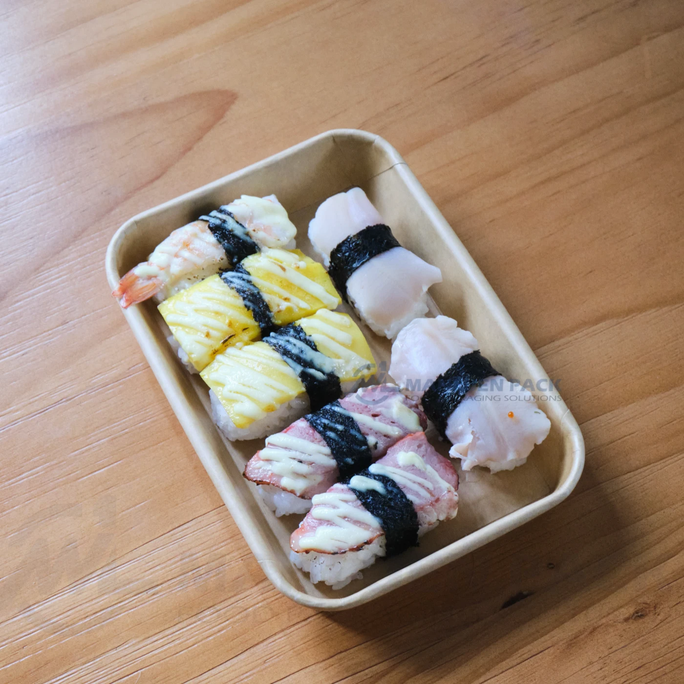 3# Kraft Paper Sushi Takeaway Container | Manluen Pack 3# kraft paper sushi takeaway container with fitted clear PET lid for food service